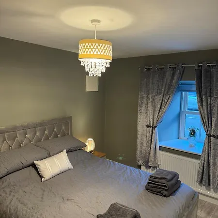 Shrule Cosy Nest Shruthair